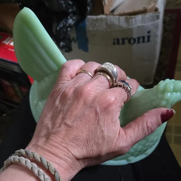 Mint Green Hen on Nest Dish Jadeit - Picture 9 of 15